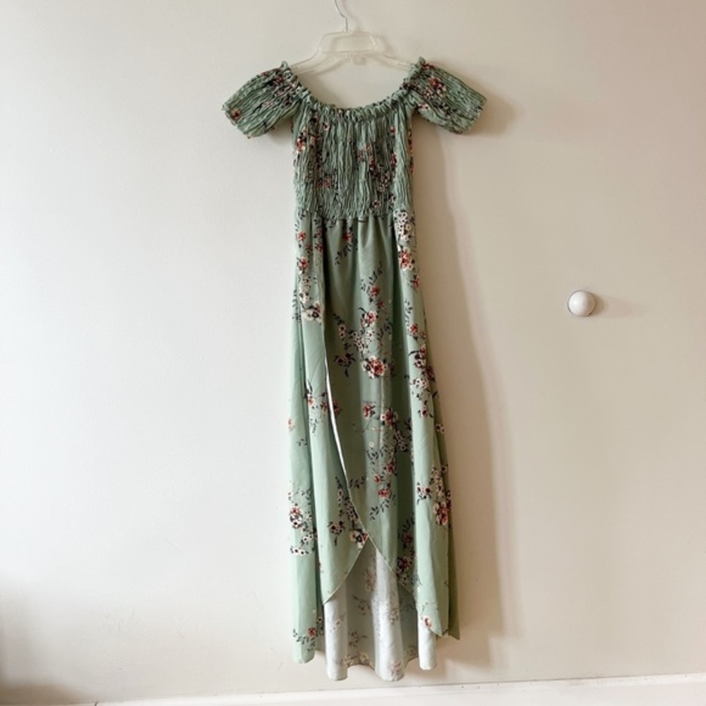 Boohoo green floral maxi dress